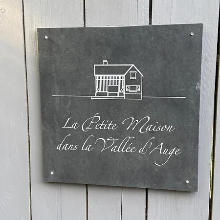 La Petite Maison Dans La Vallée D Auge Saint-Étienne-la-Thillaye
